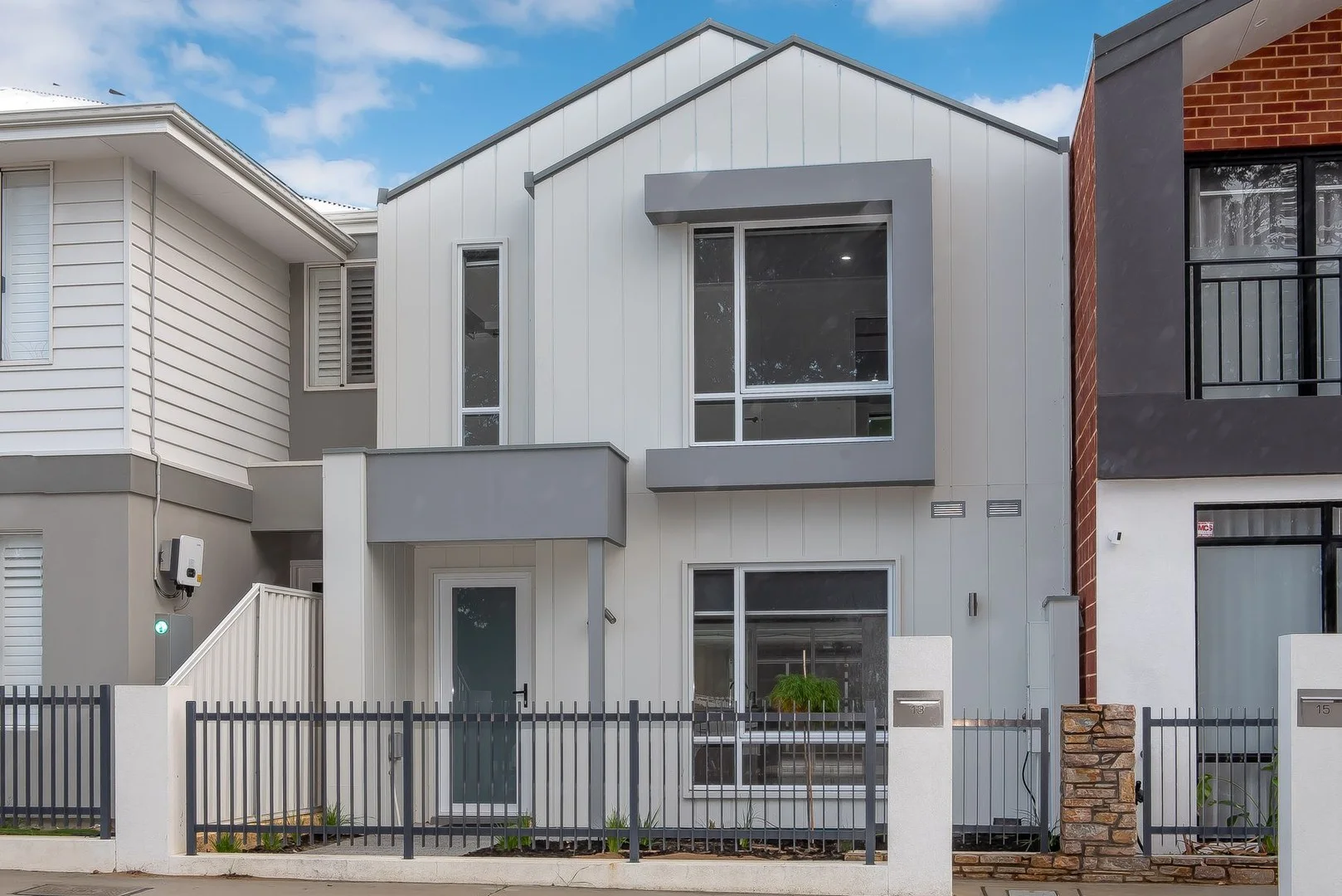 13 Mittagong Way, Wanneroo WA 6065