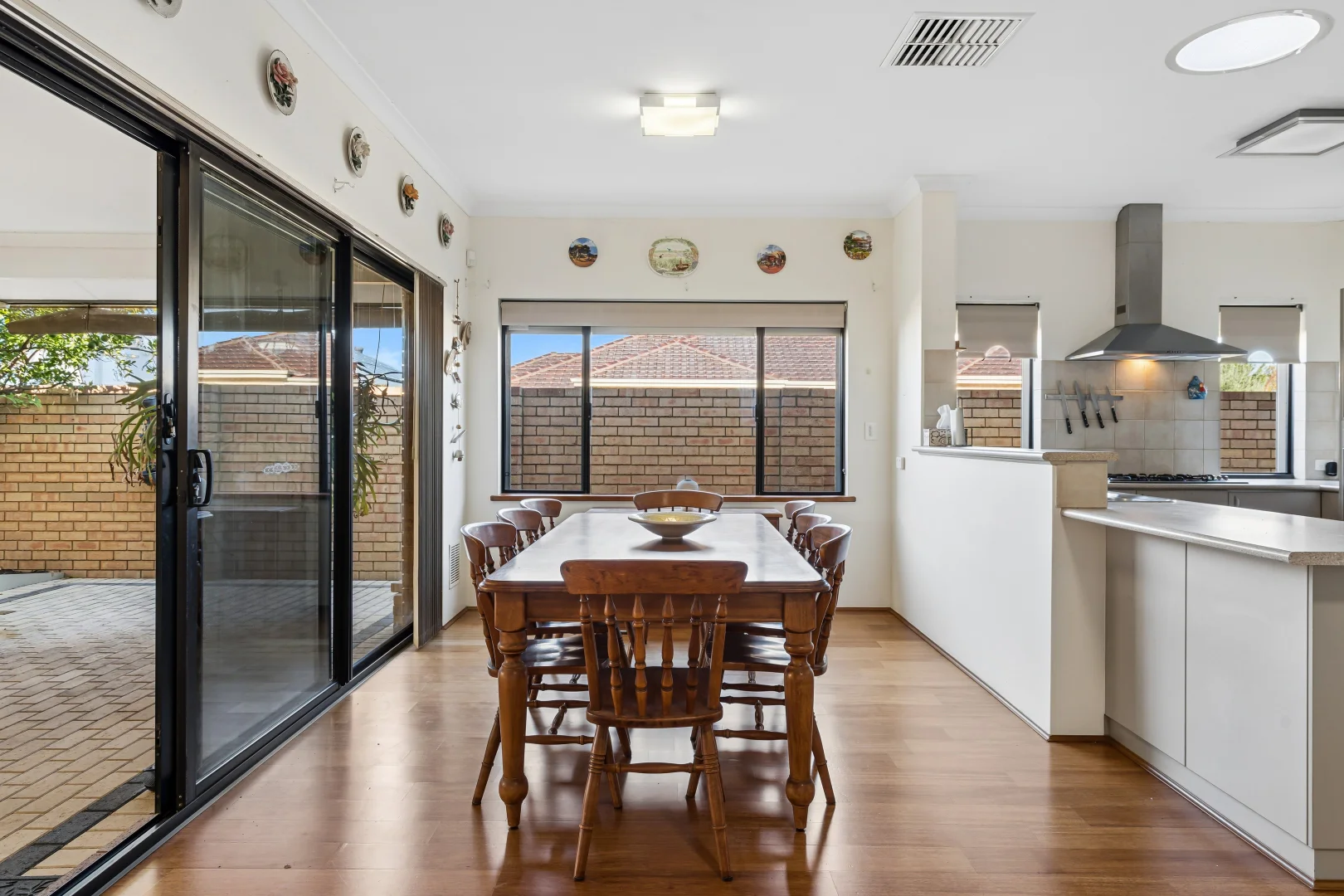 Additional image 12 of 30 Claridge Circle, Thornlie WA 6108