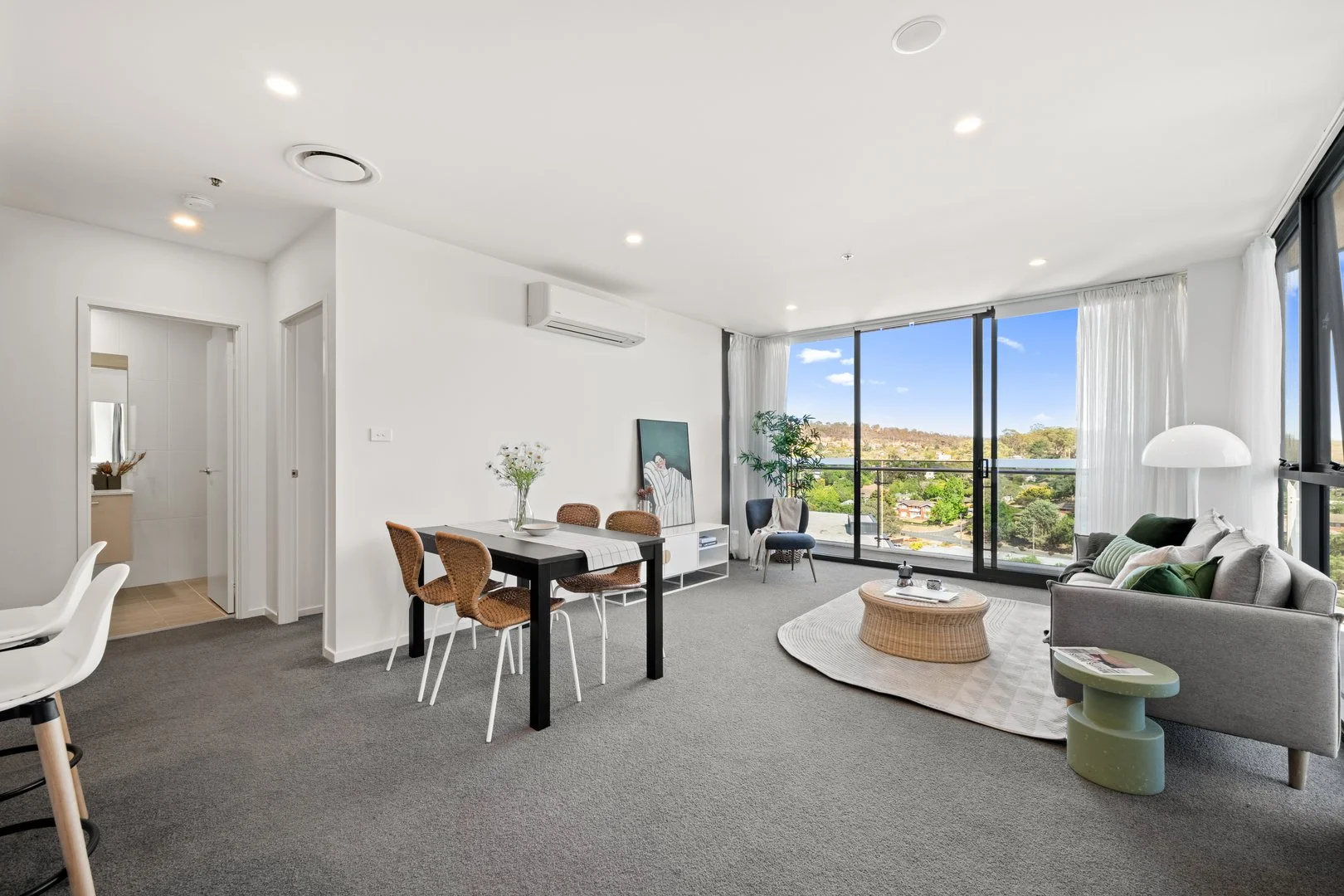 237/7 Irving Street, Phillip ACT 2606 photo 2