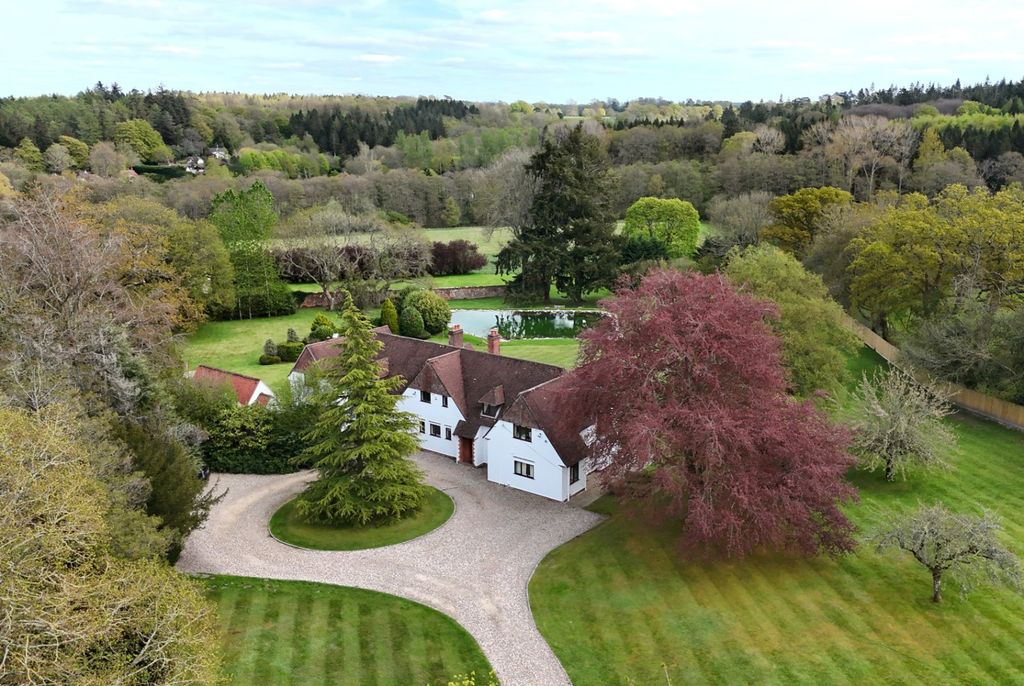 6 bed detached house for saleAndover Road, Highclere, Newbury, Berkshire RG20