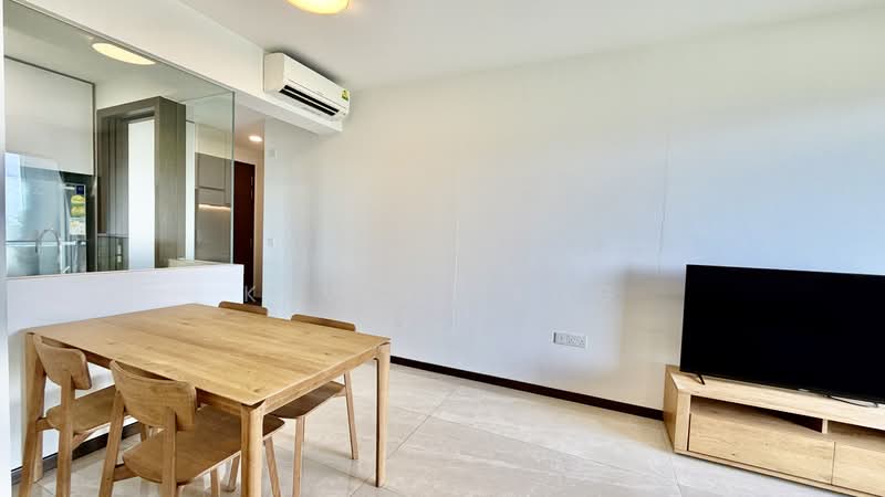 45 Normanton Park photo 2