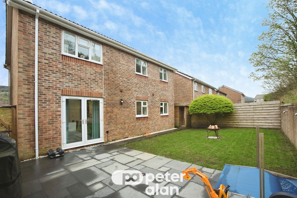 Additional image 25 of 4 bed detached house for saleManor Court, Edwardsville, Treharris CF46
