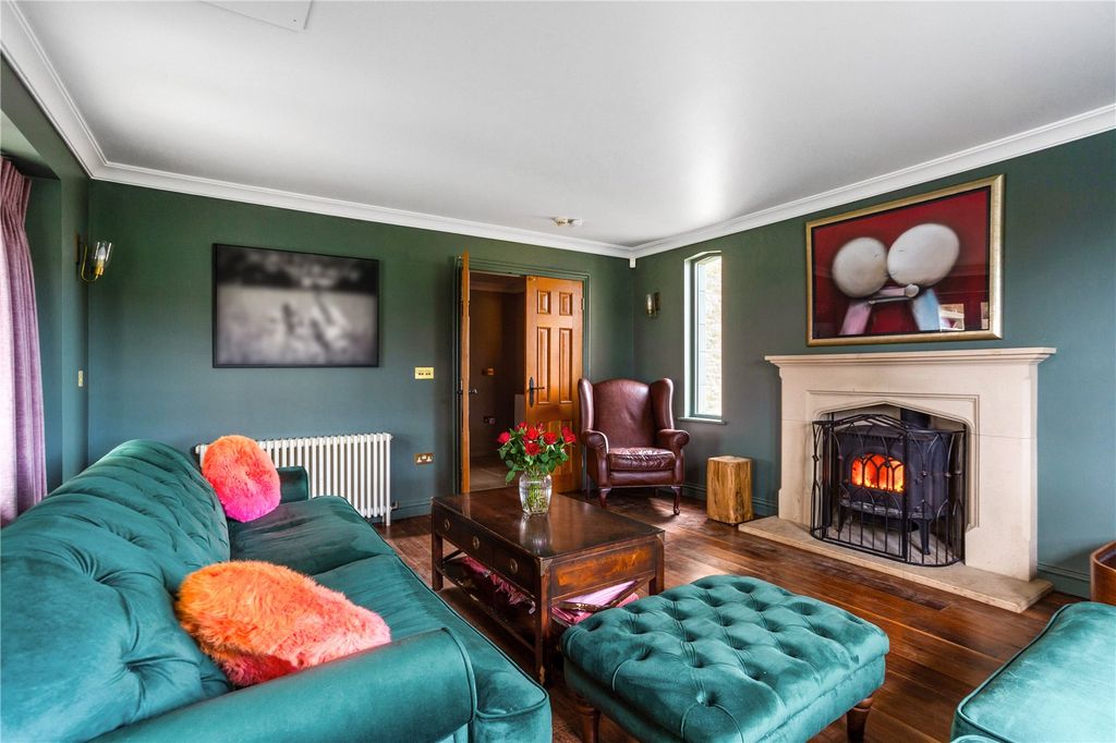 Additional image 3 of 4 bed equestrian for saleDoynton, South Glos BS30