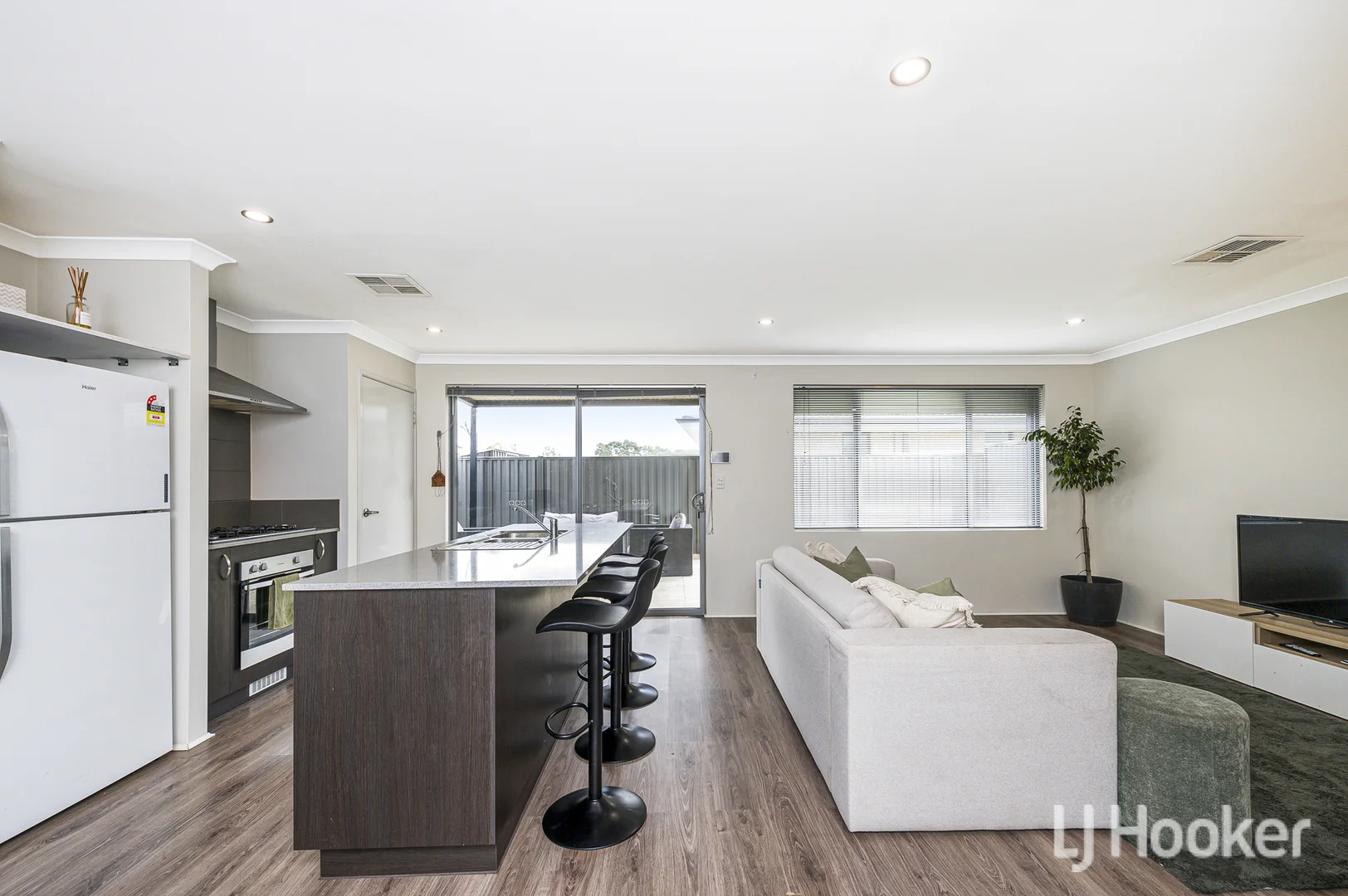 Additional image 7 of 87 Narran Street, Hilbert WA 6112