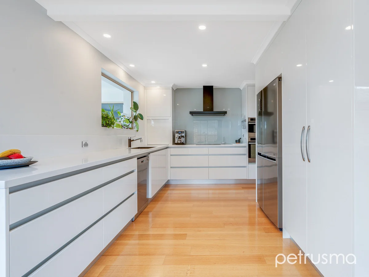 Additional image 4 of 1/40 Rosehill Crescent, Lenah Valley TAS 7008