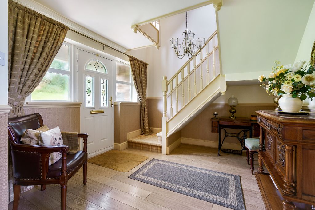 Additional image 11 of 5 bed detached house for saleBarton Street, Ashby-Cum-Fenby, Grimsby DN37