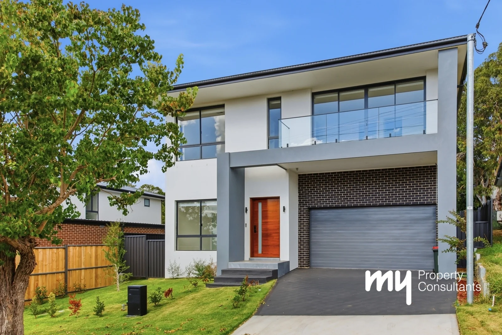 17 Farnsworth Avenue, Campbelltown NSW 2560