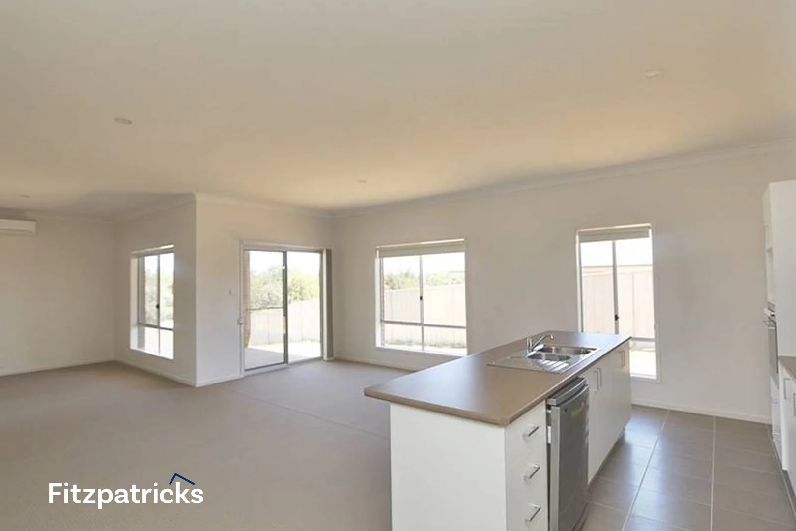 9 Sunvale Crescent, Estella NSW 2650 photo 2