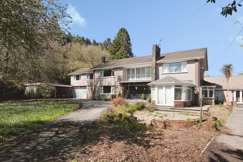 6 bed detached house for salePenscynor, Neath SA10