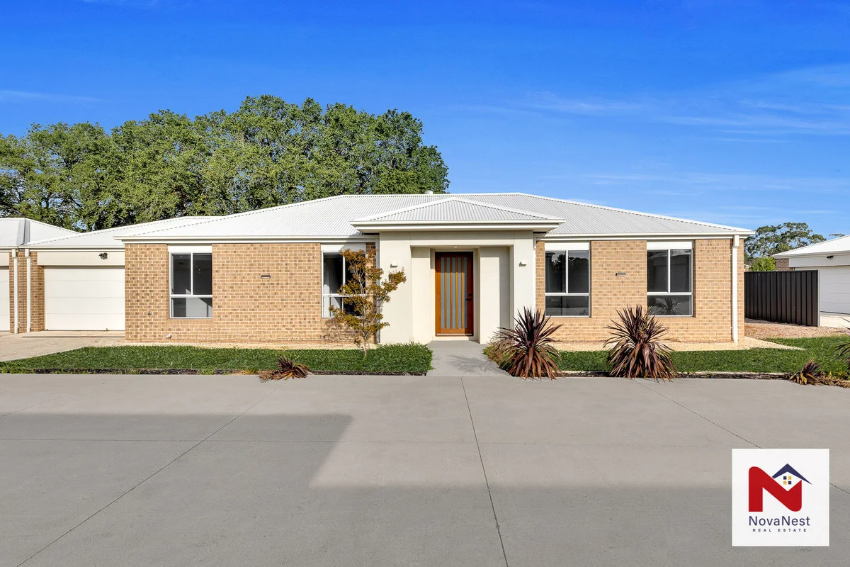 1/445 OLD MELBOURNE Road,, Ballan VIC 3342