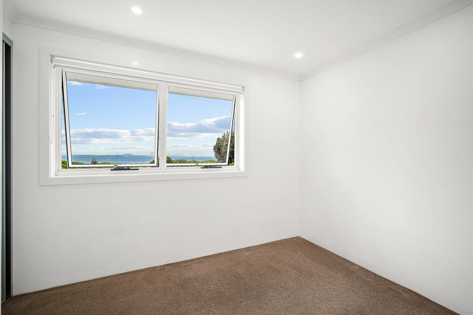 Additional image 2 of 1/294-296 Prince Charles Parade, Kurnell NSW 2231