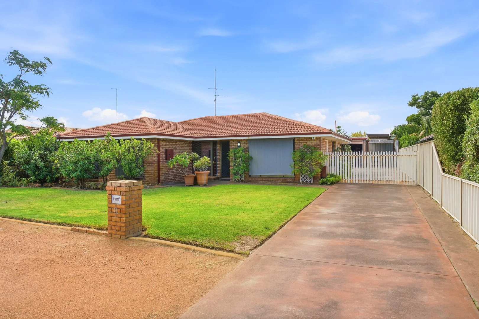 11 Preston Street, East Bunbury WA 6230