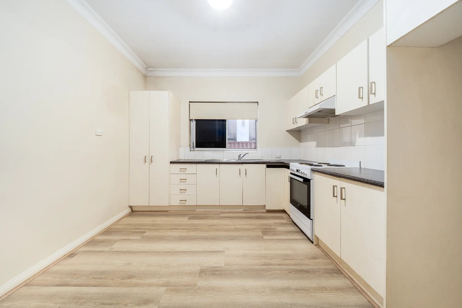 Additional image 4 of 42 Endeavour Road, Georges Hall NSW 2198