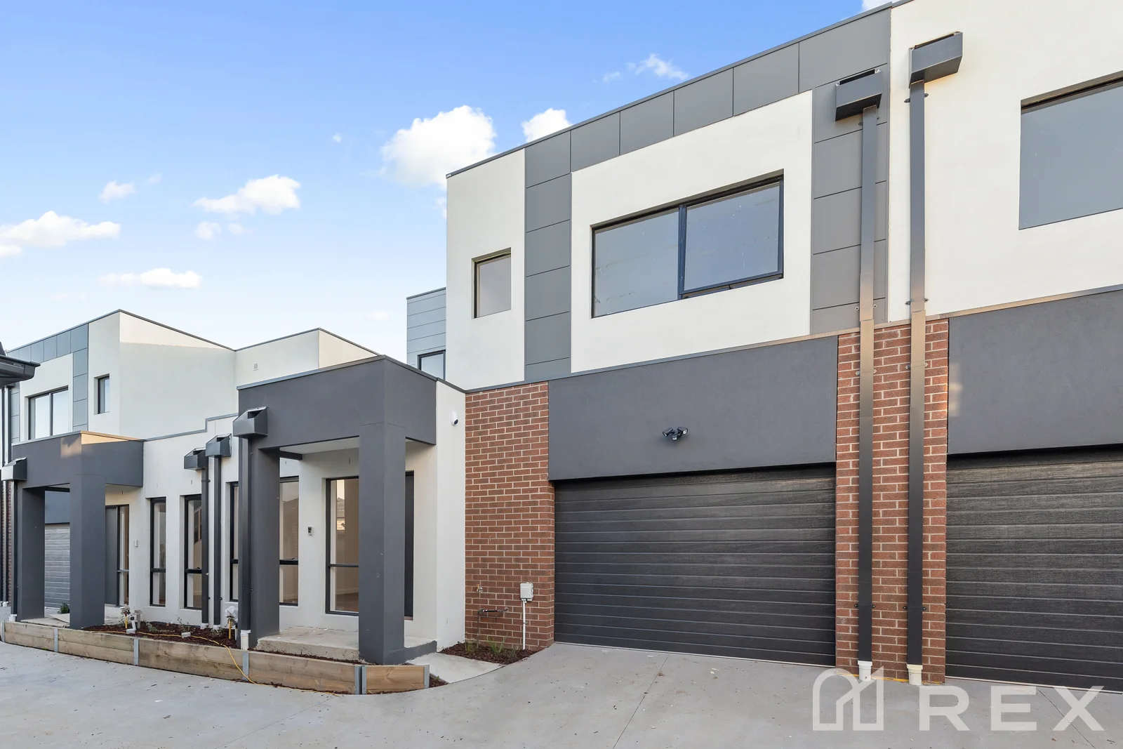 18 Bawar Place, Hallam VIC 3803