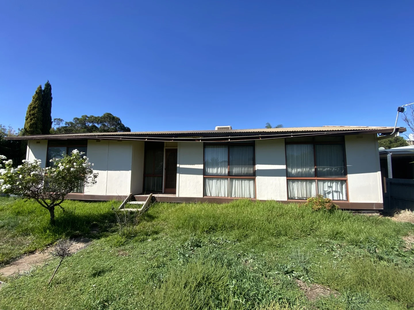 47-49 Cnr Phillips & Taverner Street, Beulah VIC 3395