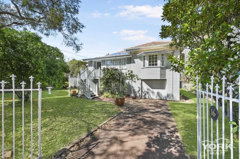 16 Herries Street, East Toowoomba QLD 4350