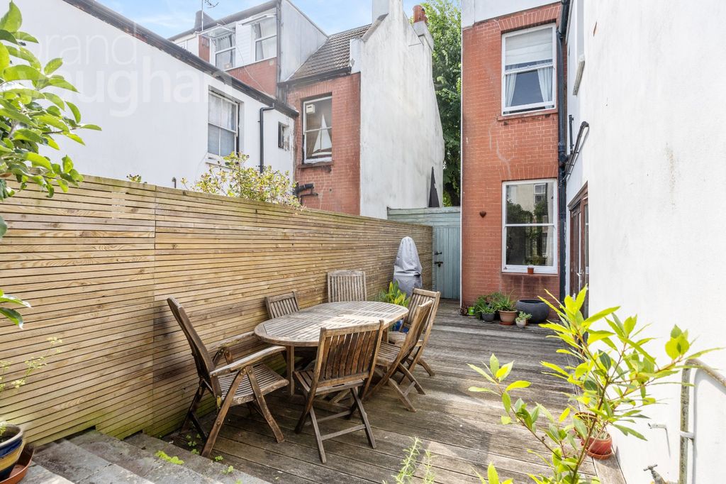 Additional image 24 of 5 bed semi-detached house for saleBuxton Road, Brighton, East Sussex BN1
