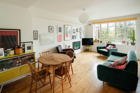 Champion Hill, London SE5