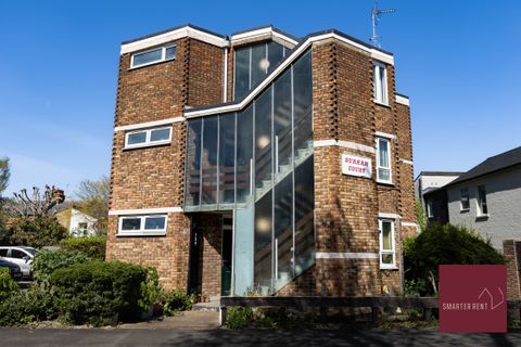 Sunnyside Road, Teddington TW11