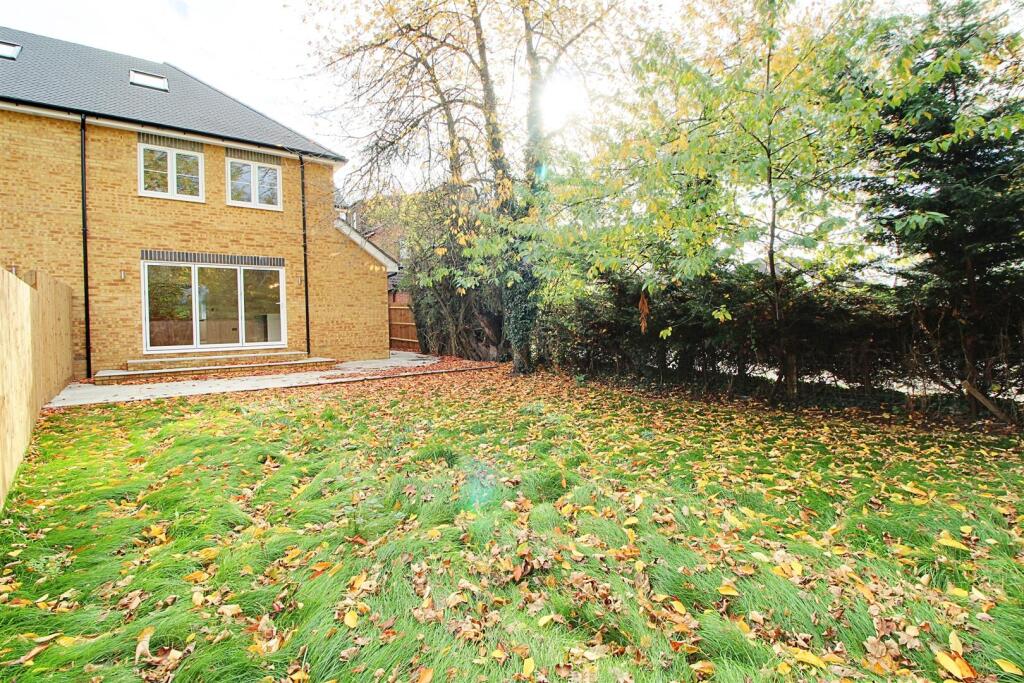 Chiswell Green, St Albans photo 4