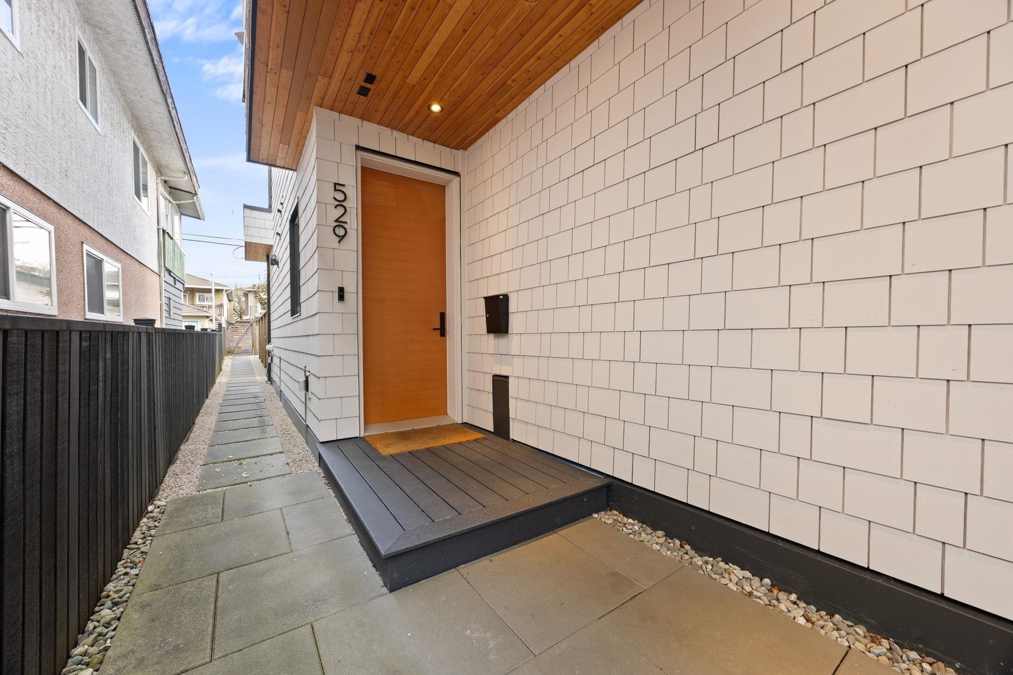 529 17th Avenue E, Vancouver, BC, V5V 1B4 photo 4