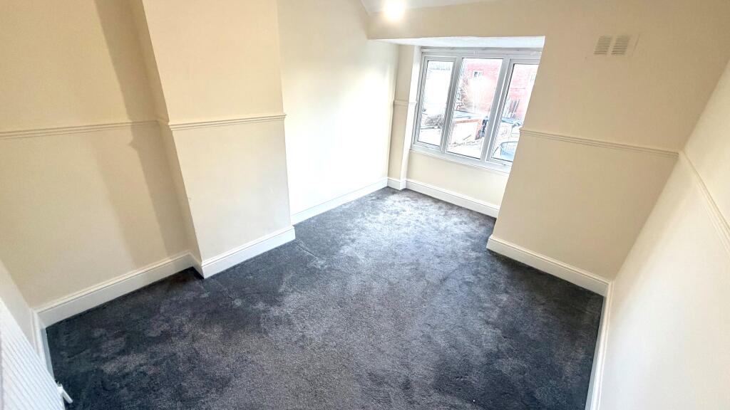 Kempson Avenue, West Bromwich, B71 photo 5