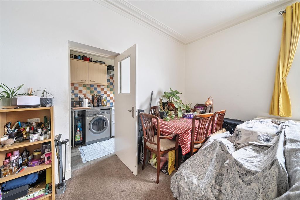 Additional image 4 of 2 bed flat for saleEastfield Road, Cotham BS6
