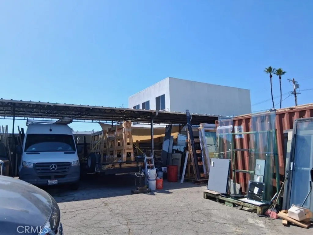 18738 Sherman Way, Reseda, CA 91335