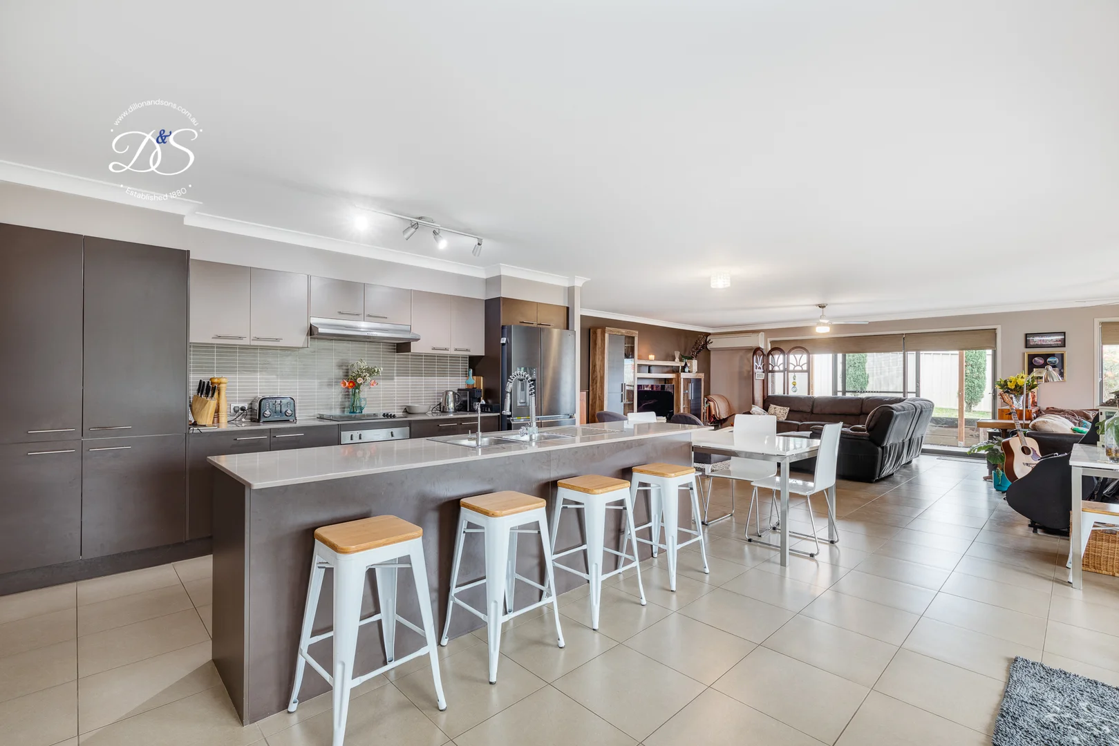 Additional image 3 of 20 Hillview Avenue, Dungog NSW 2420