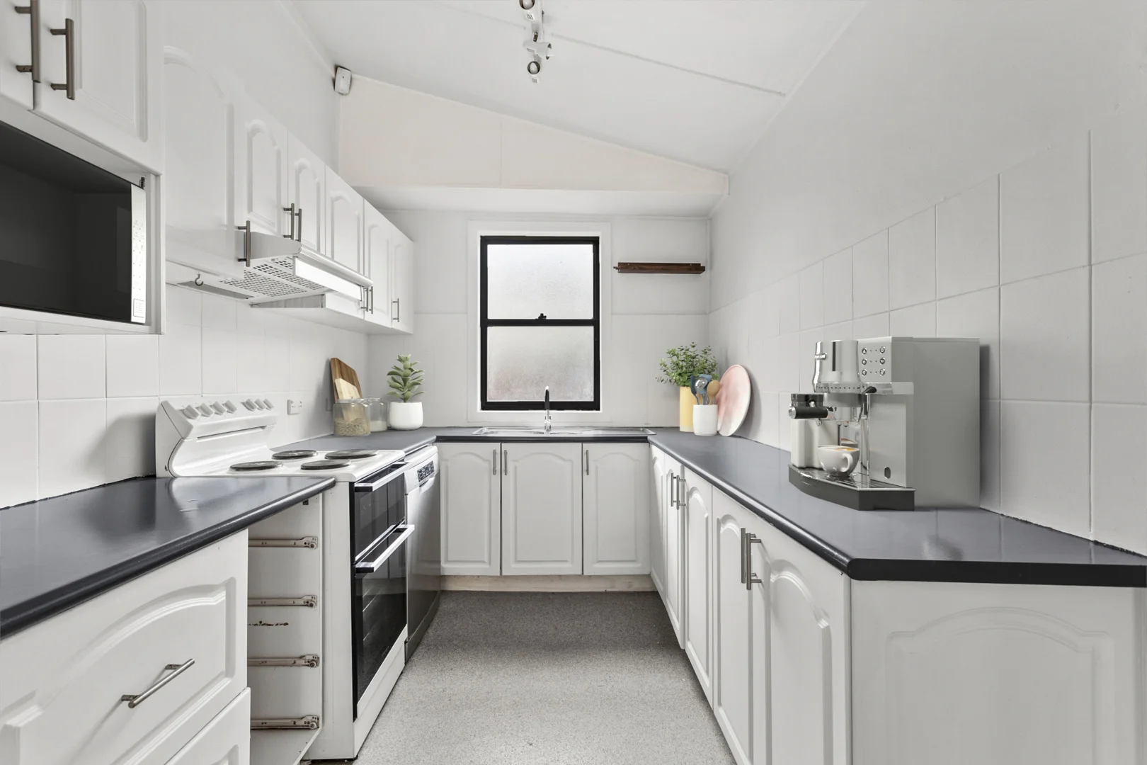 Additional image 3 of 38 Carr Street, Towradgi NSW 2518