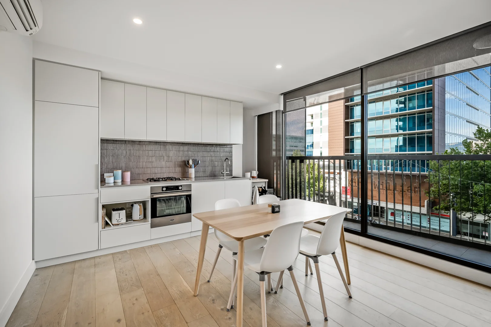 Additional image 3 of 302/421 King William Street, Adelaide SA 5000