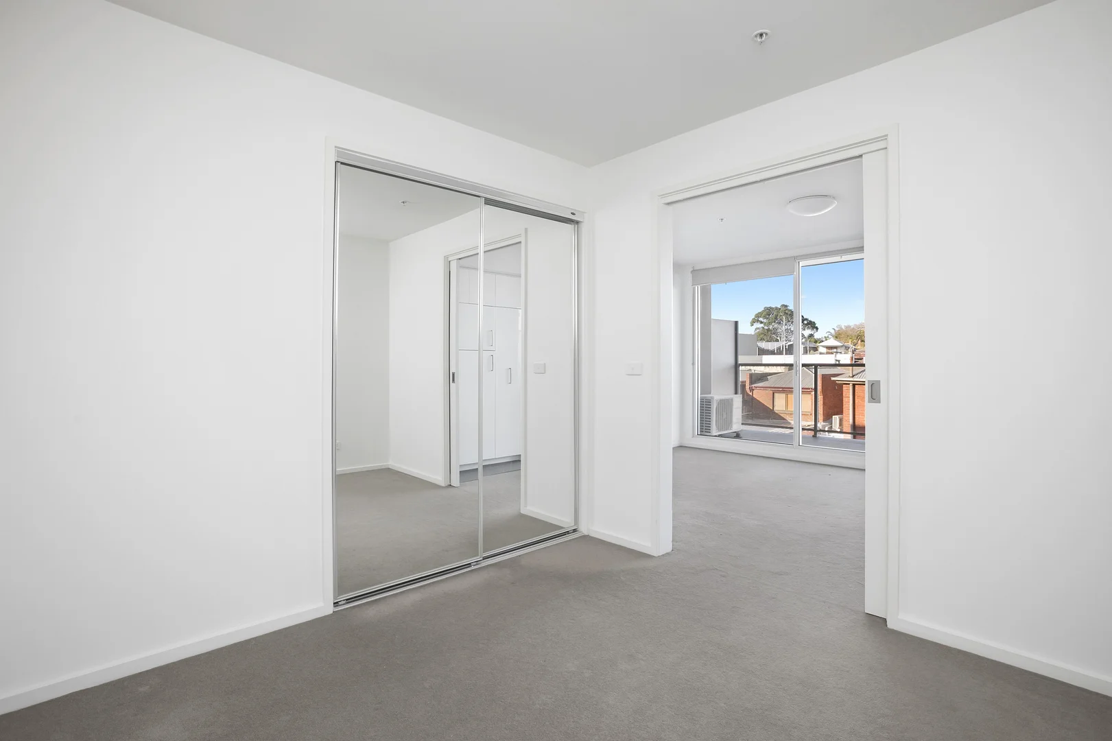 Additional image 4 of 311/2 Willis Lane, Hampton VIC 3188