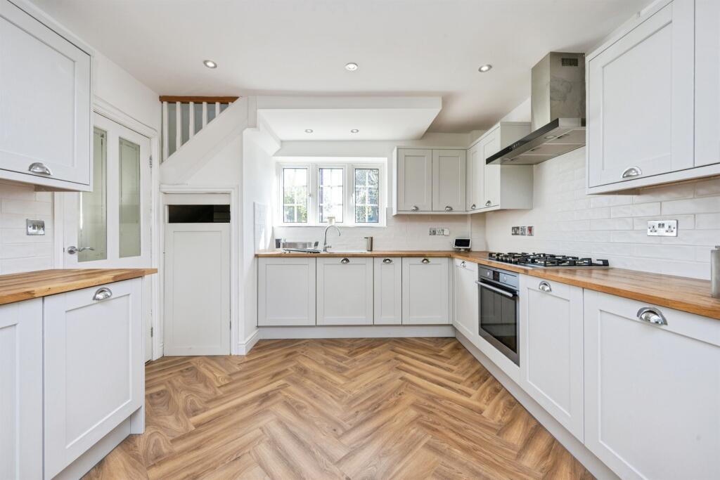 Additional image 2 of Manor Road, London Colney, St. Albans