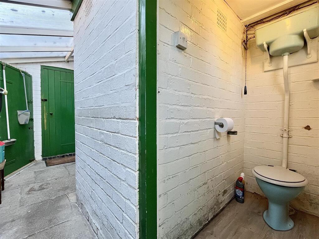 Additional image 10 of Beeches Drive, Birmingham