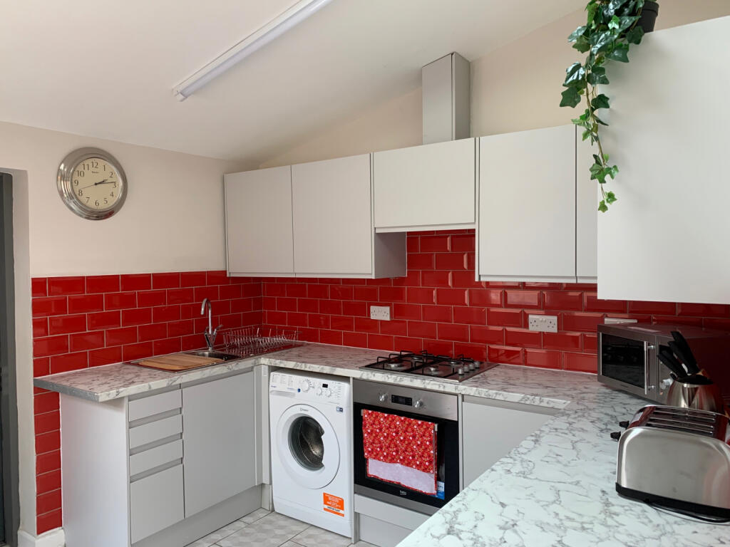 Sidaway Street, B64