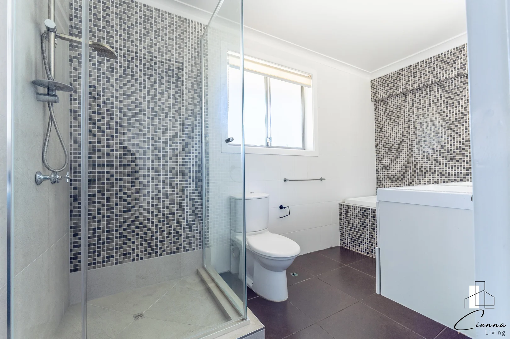 Additional image 14 of 62 Amalfi Drive, Surfers Paradise QLD 4217
