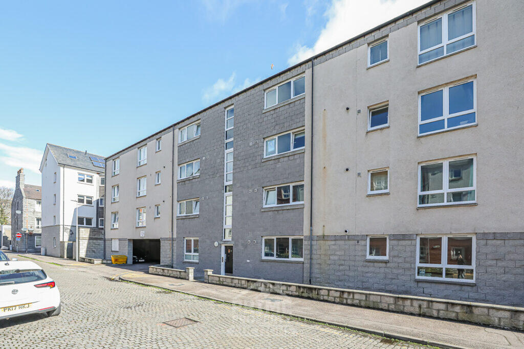 30 Fraser Road Flat B, Aberdeen, AB25 3UH
