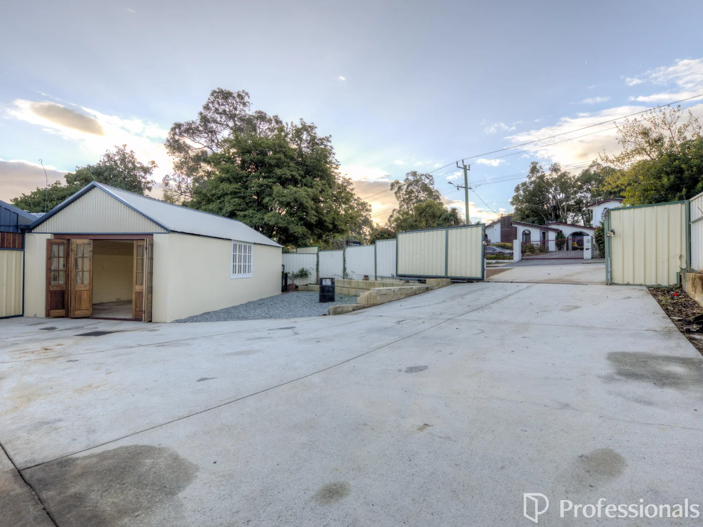 Additional image 4 of 2 Fletcher Road, Lesmurdie WA 6076