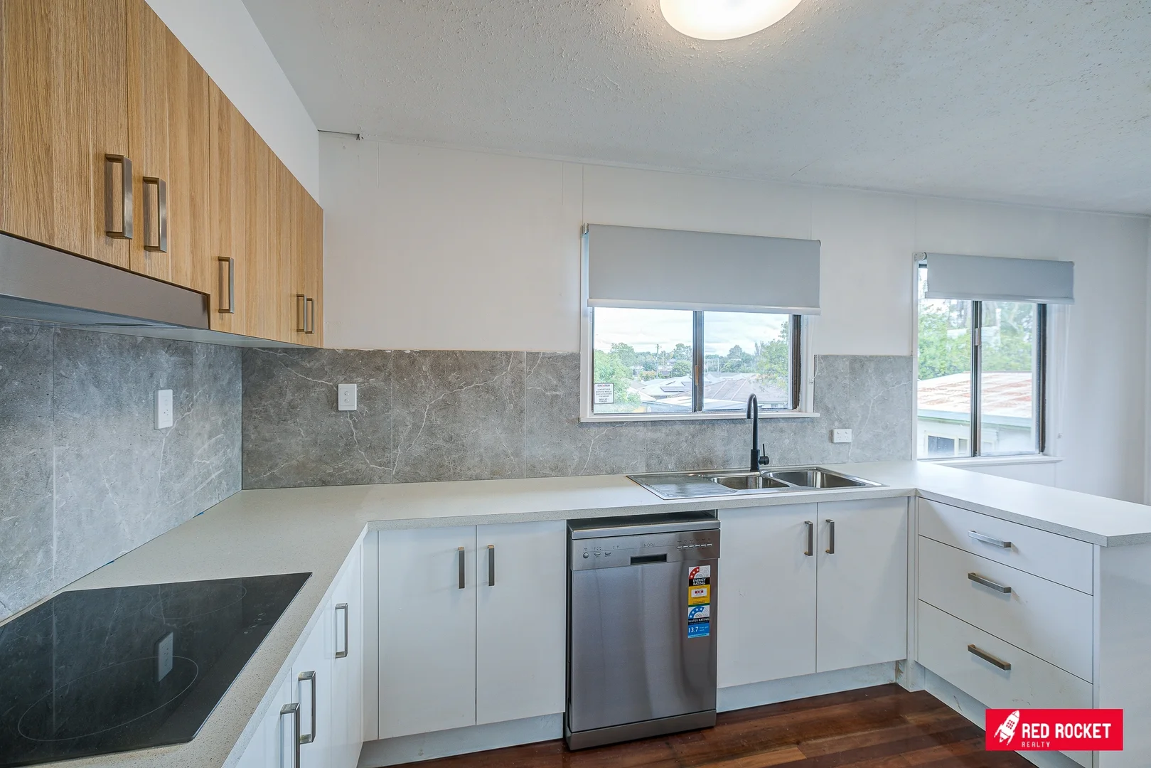 9 Orange Street, Runcorn QLD 4113 photo 5