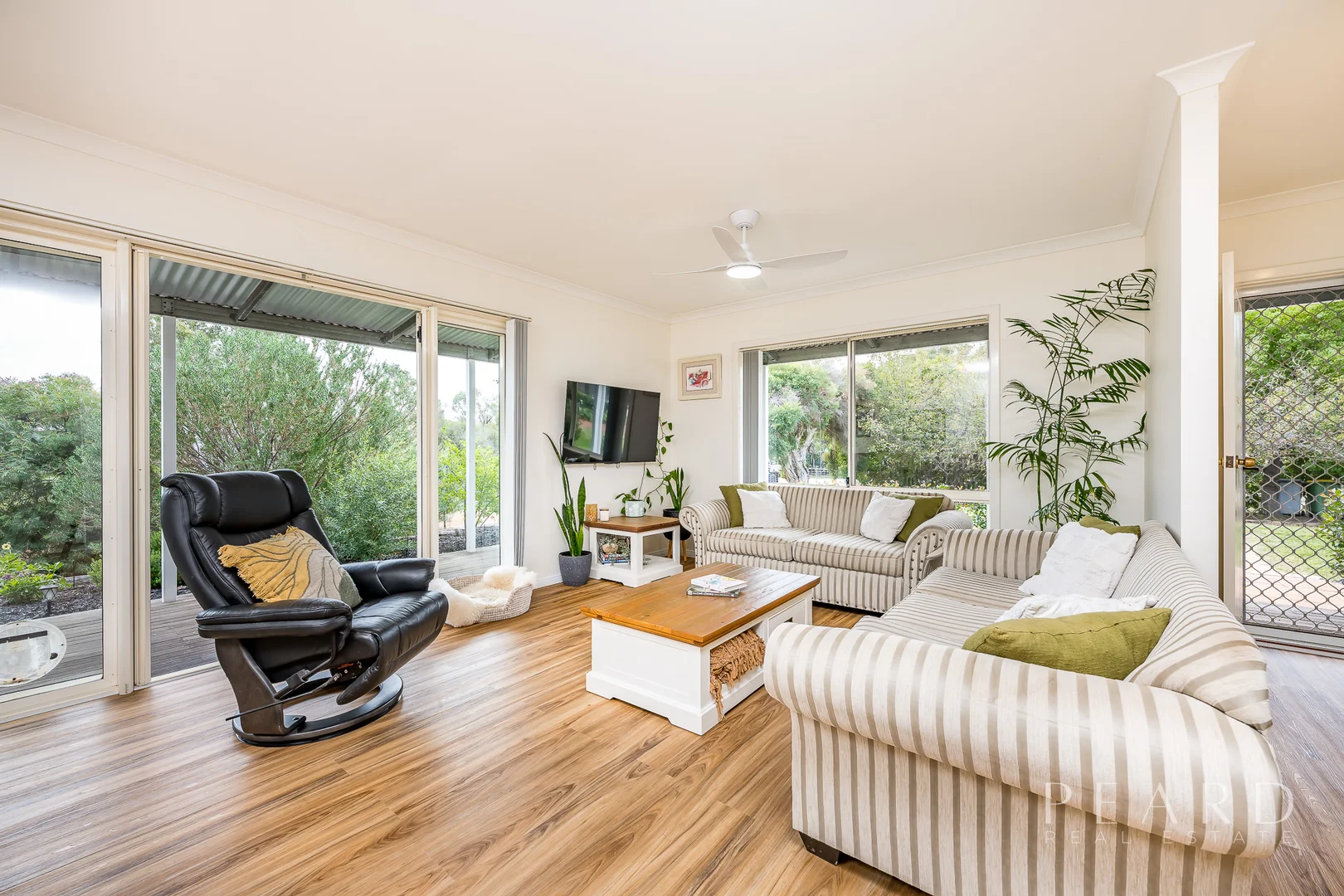Additional image 3 of 16 Robinson Street, Spencers Brook WA 6401