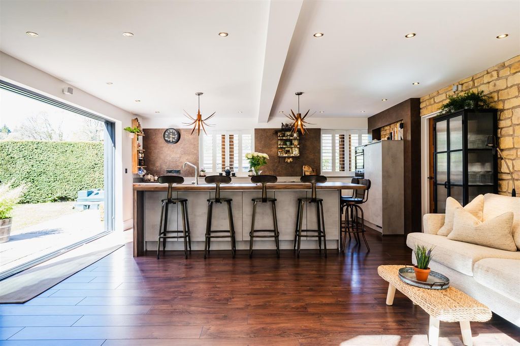 Additional image 2 of 4 bed detached house for saleOld Hay Lane, Sheffield S17