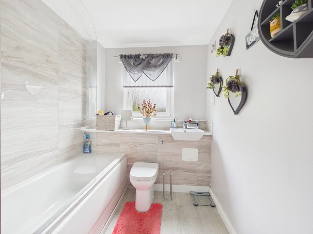 Additional image 12 of 2 bed flat for saleBurnvale Place, Livingston EH54