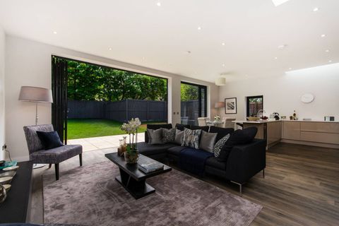 Harold Road, Crystal Palace, London SE19