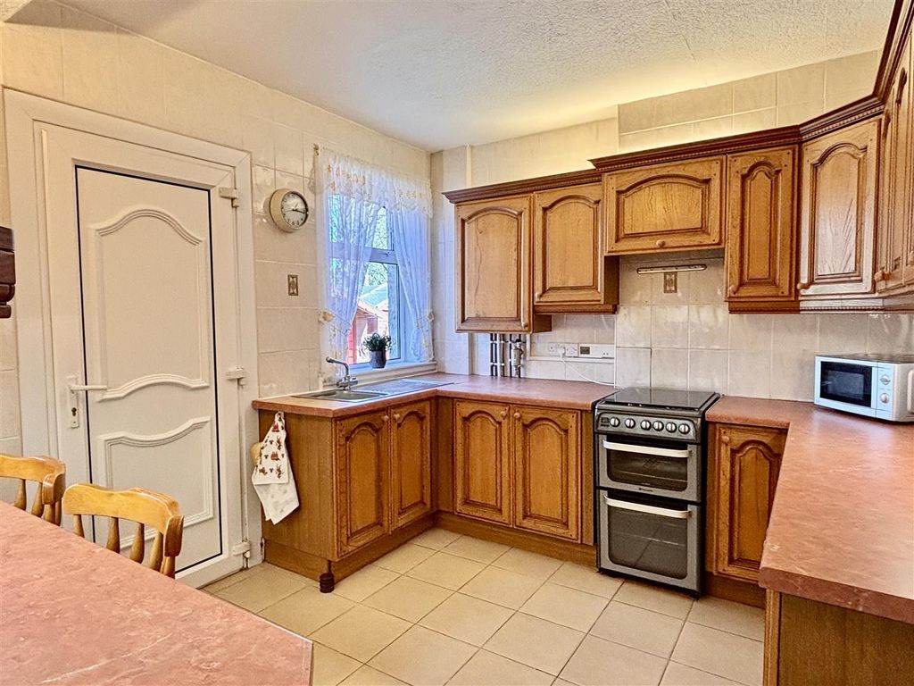 Additional image 4 of 2 bed flat for saleBraedale Avenue, Motherwell ML1