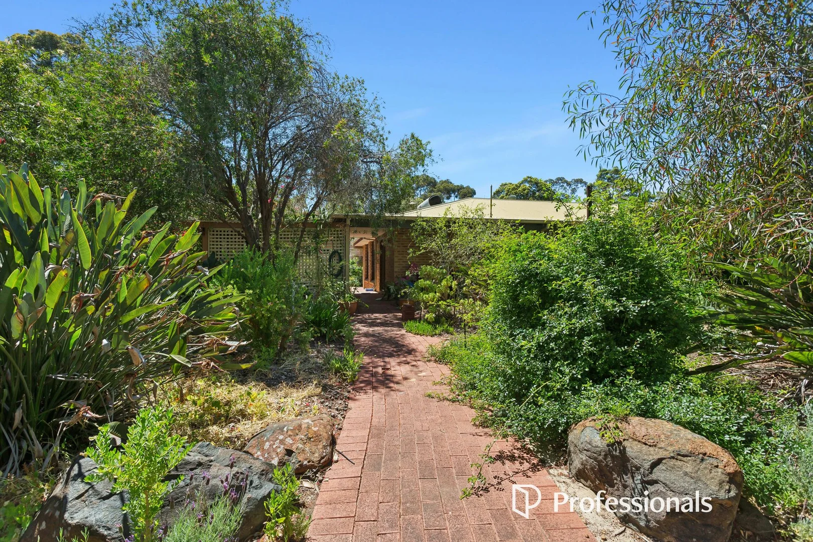 Additional image 29 of 140 Watsonia Road, Gooseberry Hill WA 6076