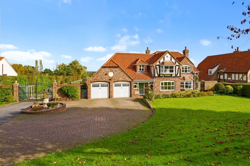 Additional image 39 of 5 bed detached house for saleBarton Street, Ashby-Cum-Fenby, Grimsby DN37