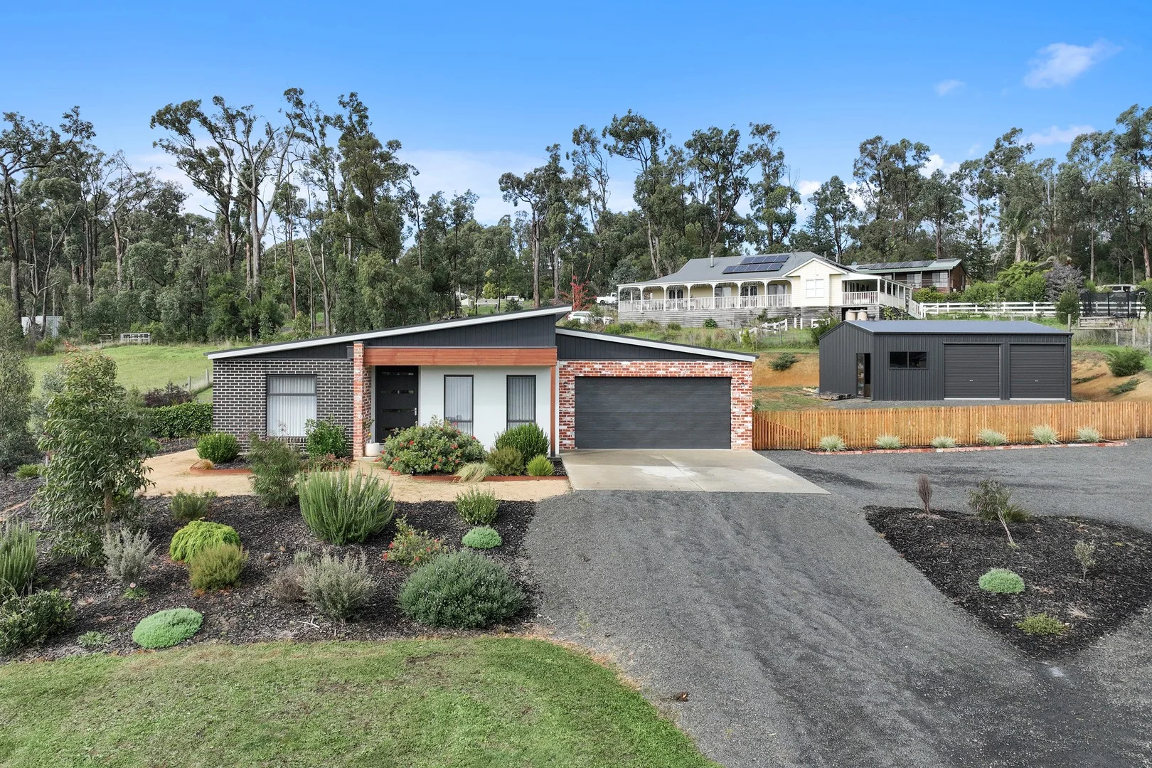 4 Laura Rise, Mirboo North VIC 3871