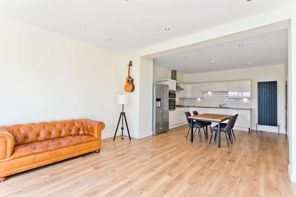 Additional image 8 of 4 bed detached bungalow for sale11 Craigmount Terrace, Corstorphine, Edinburgh EH12