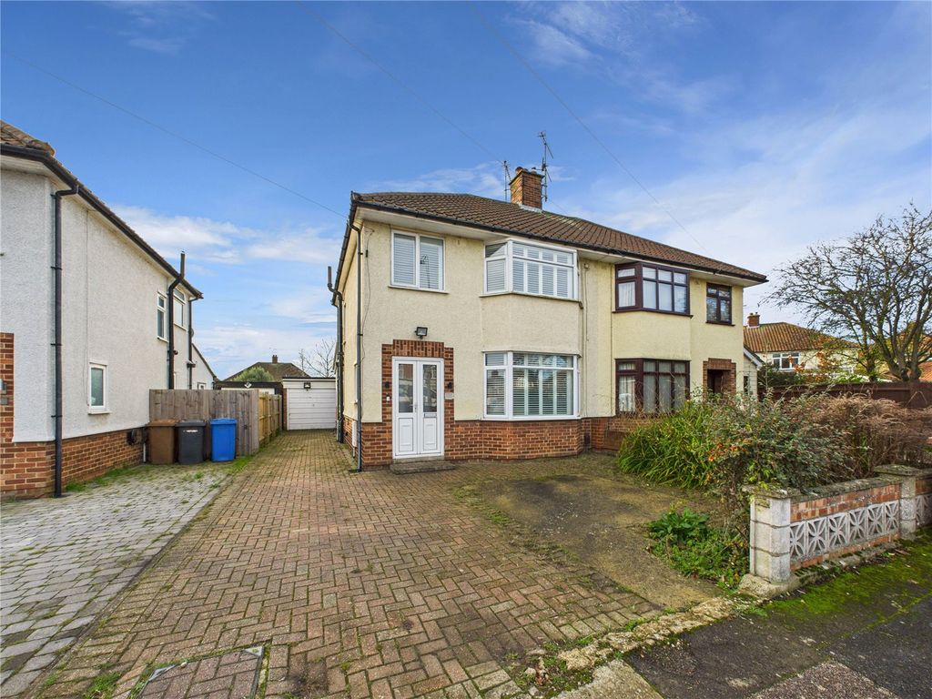 3 bed semi-detached house for saleColchester Road, Ipswich, Suffolk IP4