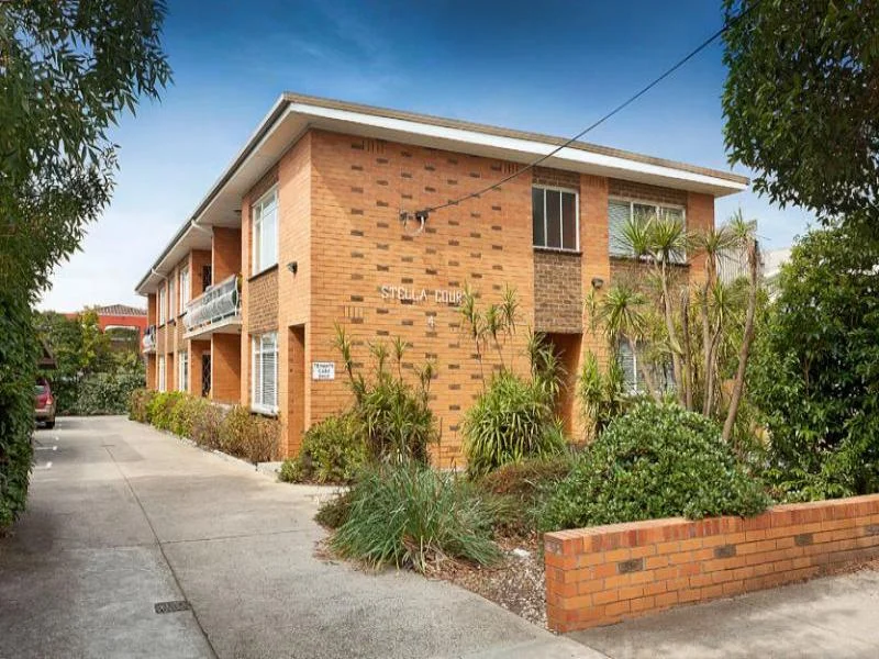 2/4 Clyde Street, Kew East VIC 3102